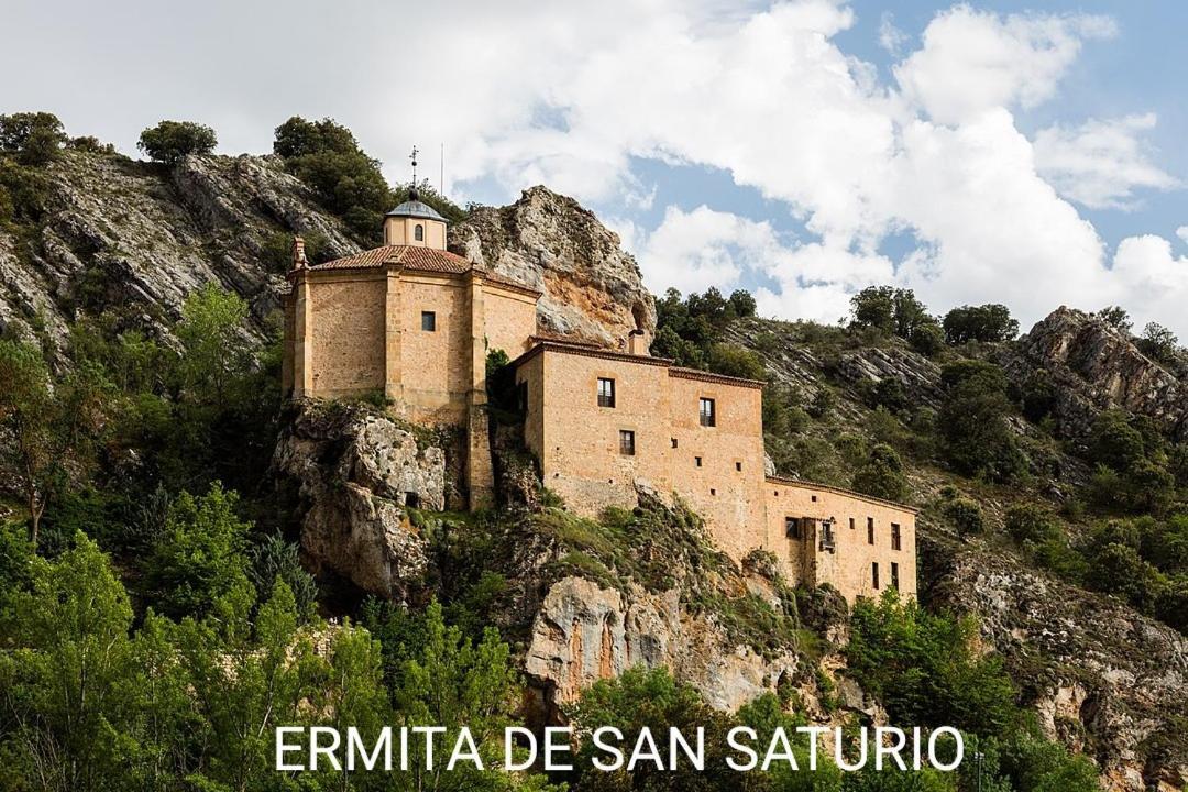 Los Soportales Soria Exterior foto